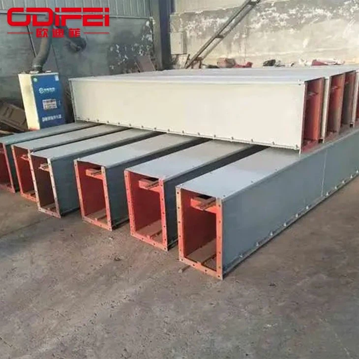Sludge conveyor (4)